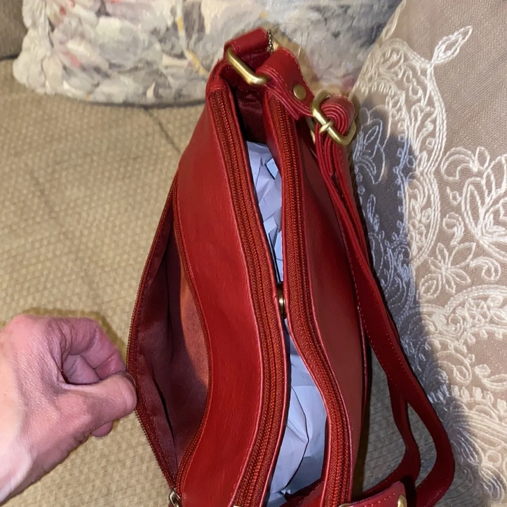 ❤️NWT Great American Leatherworks Gorgeous Red Shoulder Bag